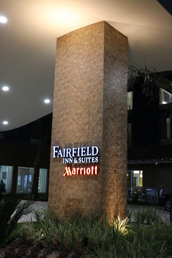 Fairfield Inn & Suites By Marriott Коацакоалькос Экстерьер фото
